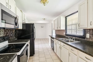 Bell Cir SE-S2108-011.jpg