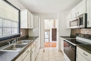 Bell Cir SE-S2108-014.jpg