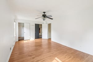 Bell Cir SE-S2108-018.jpg