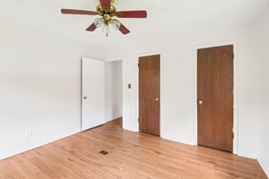 Bell Cir SE-S2108-020.jpg