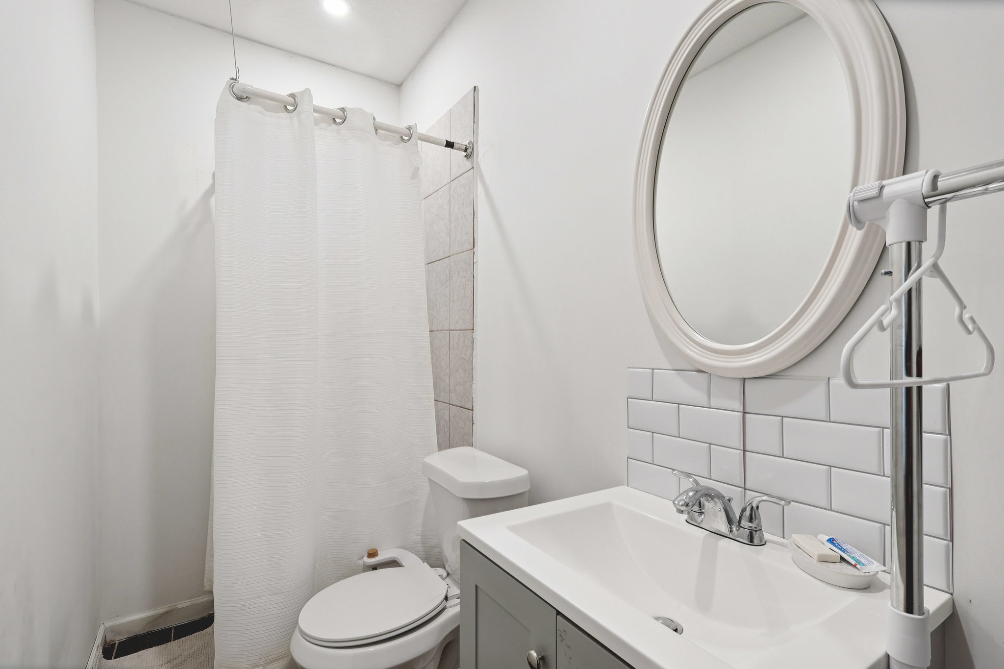 Cumbrian Lakes Dr-S0703-015.jpg