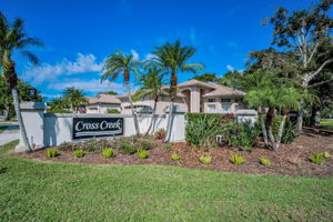 18-Cross Creek Entry