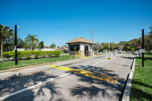 East Lake Woodlands Gated Entry1f