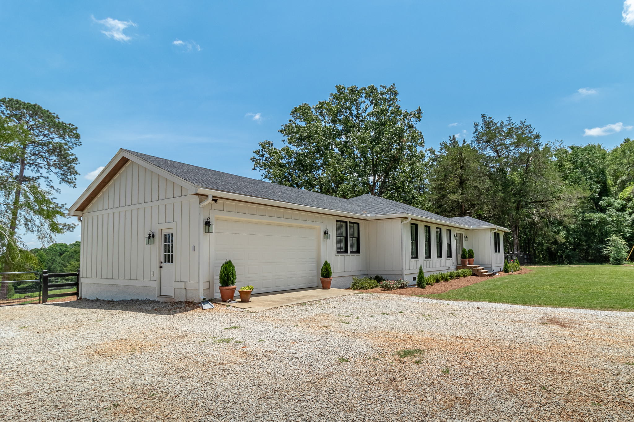 2 Car Garage