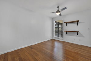 Guest Bedroom #1