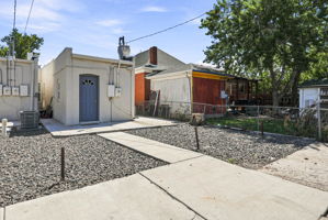  Photo 23
