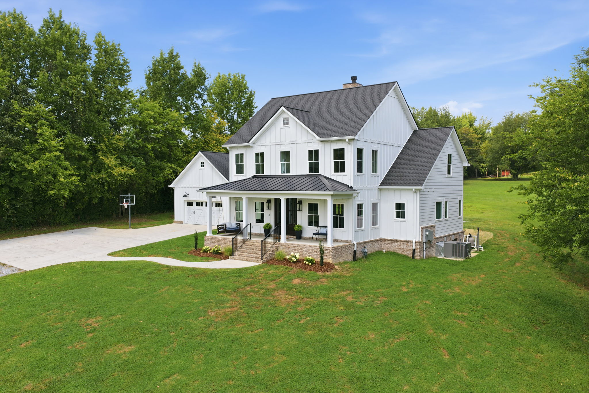  Photo 4