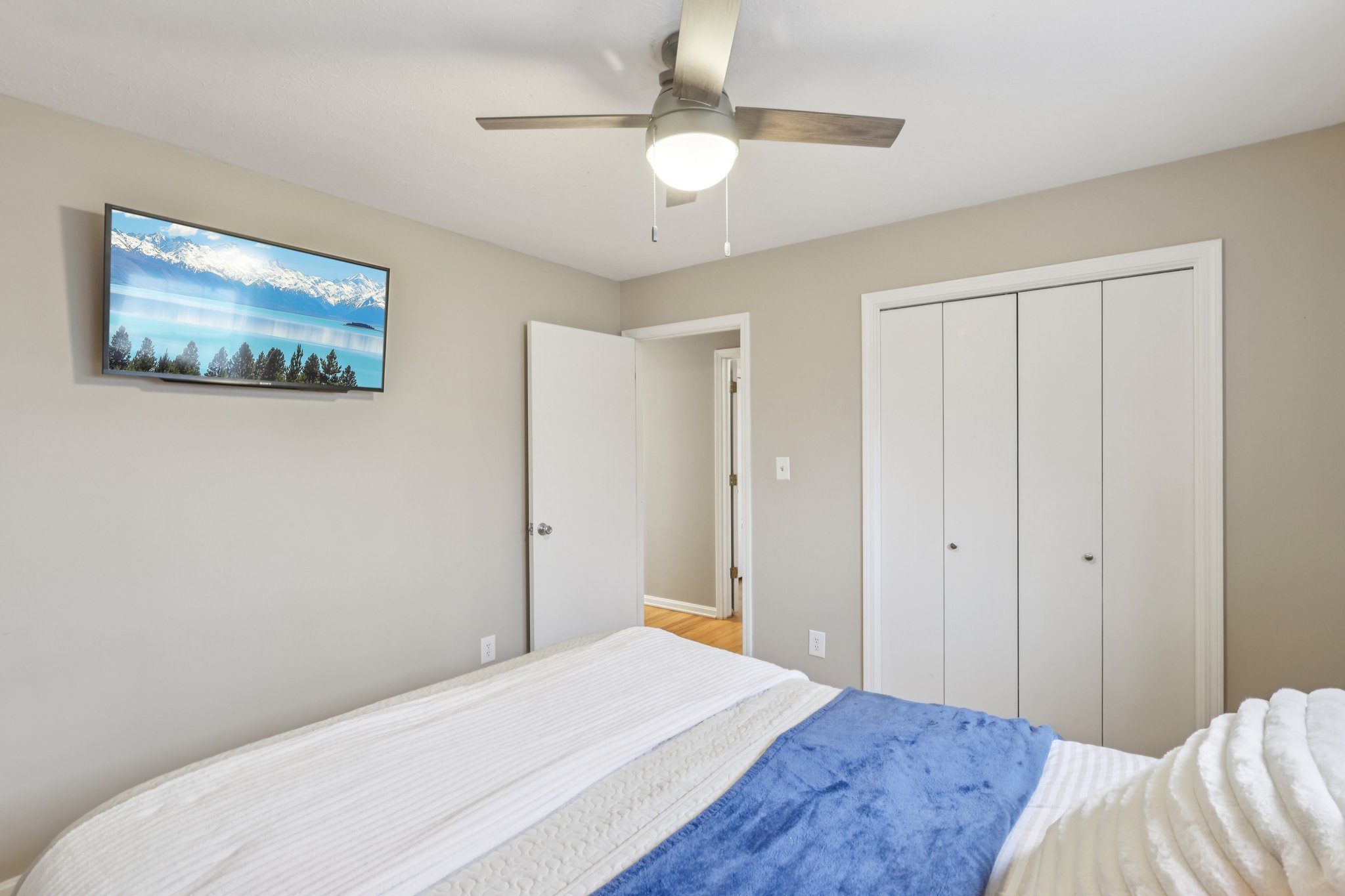 Bath Hills Blvd-S2912-054.jpg