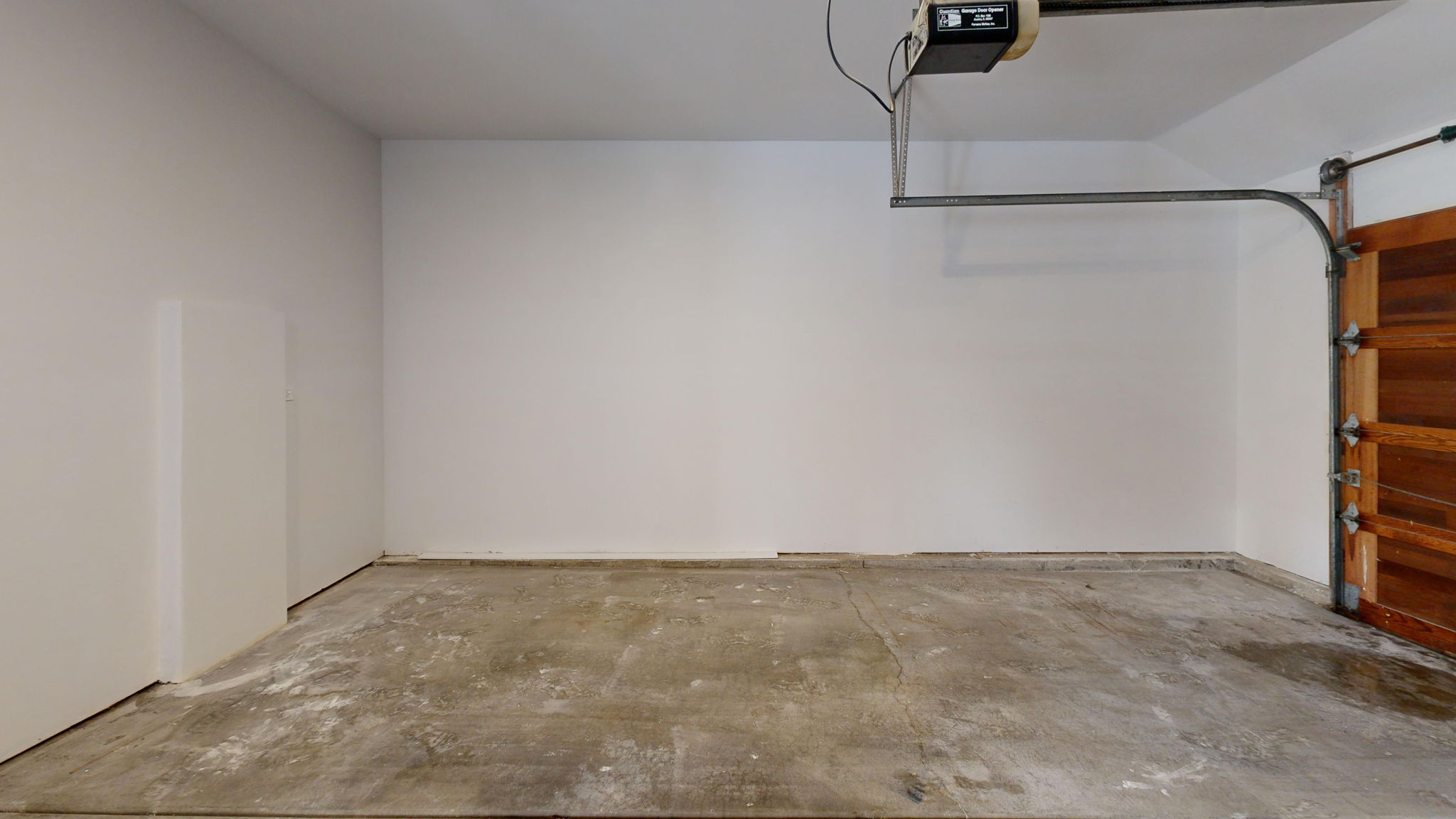 486-Chippewa-Dr-Garage 9