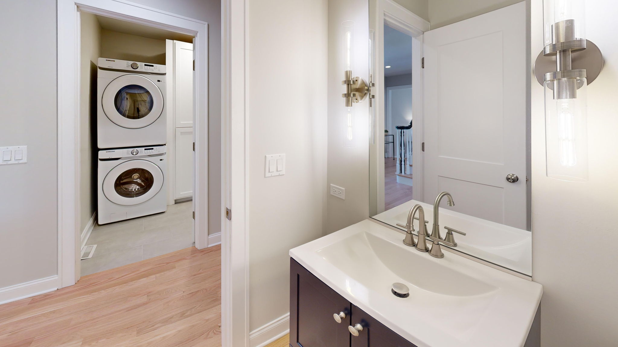 486-Chippewa-Dr-Bathroom 2