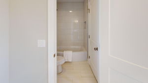 486-Chippewa-Dr-Bathroom 1