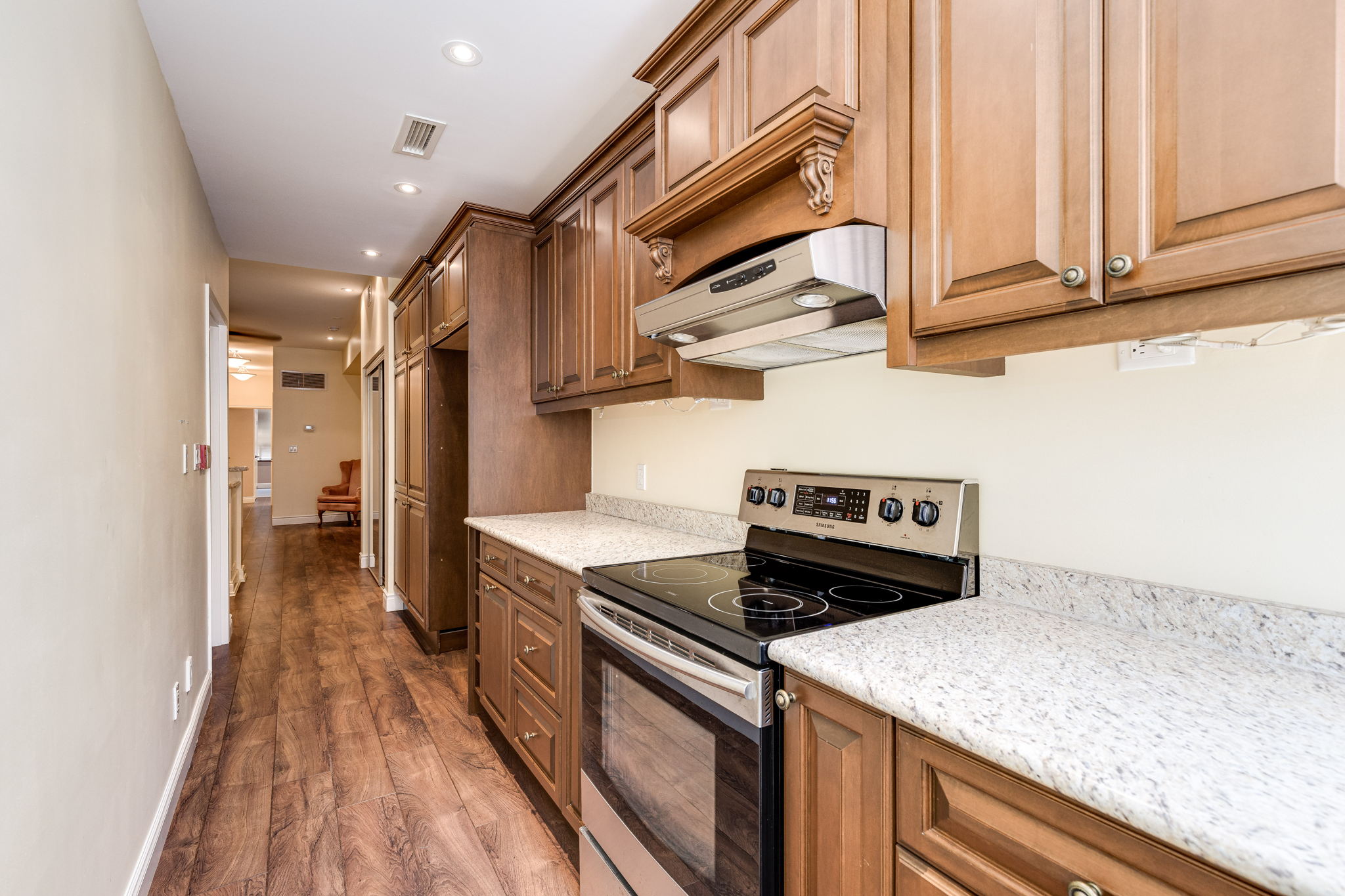 Toronto property showcase — delivered property photograph 39