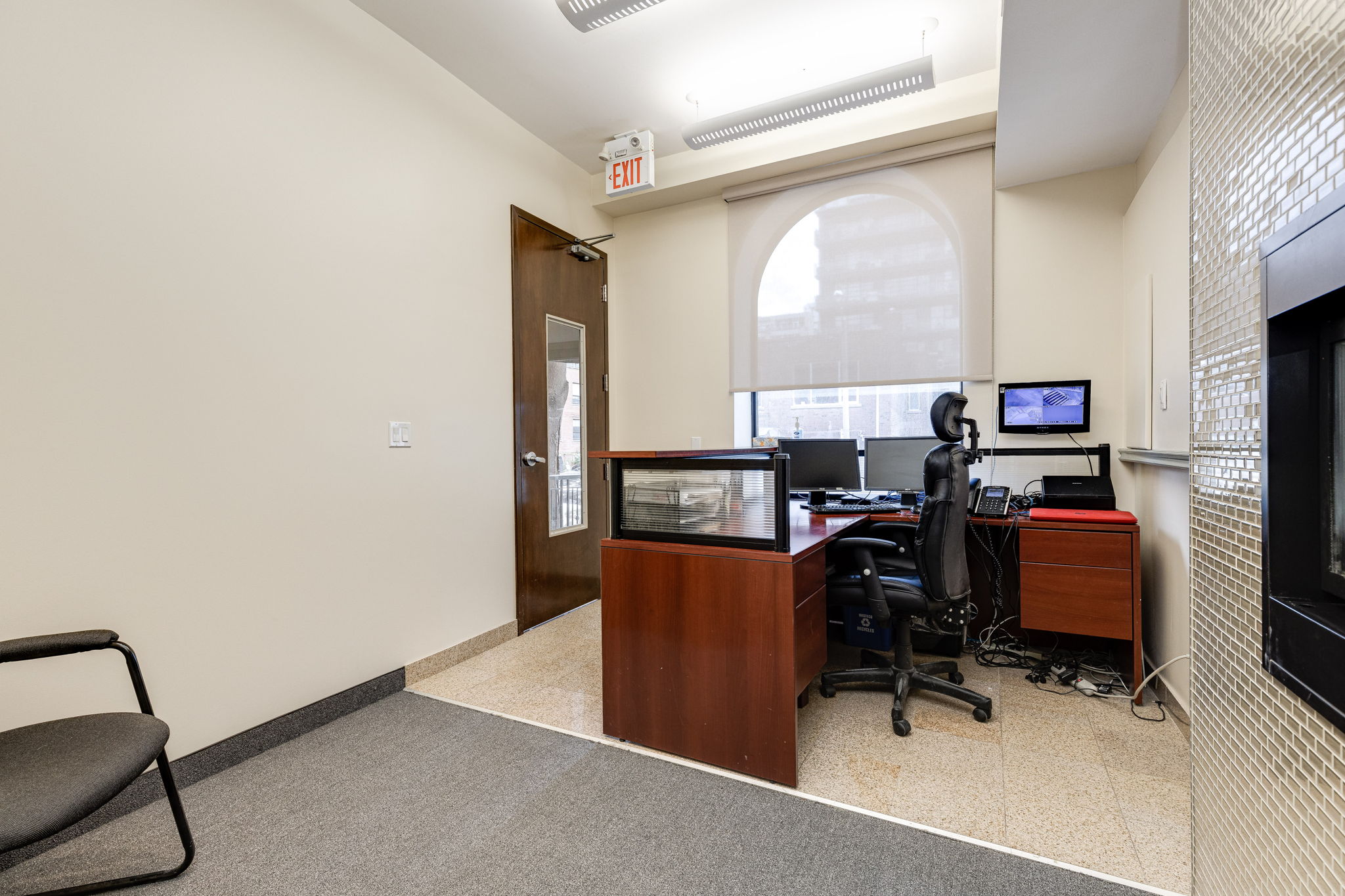Toronto property showcase — delivered property photograph 28