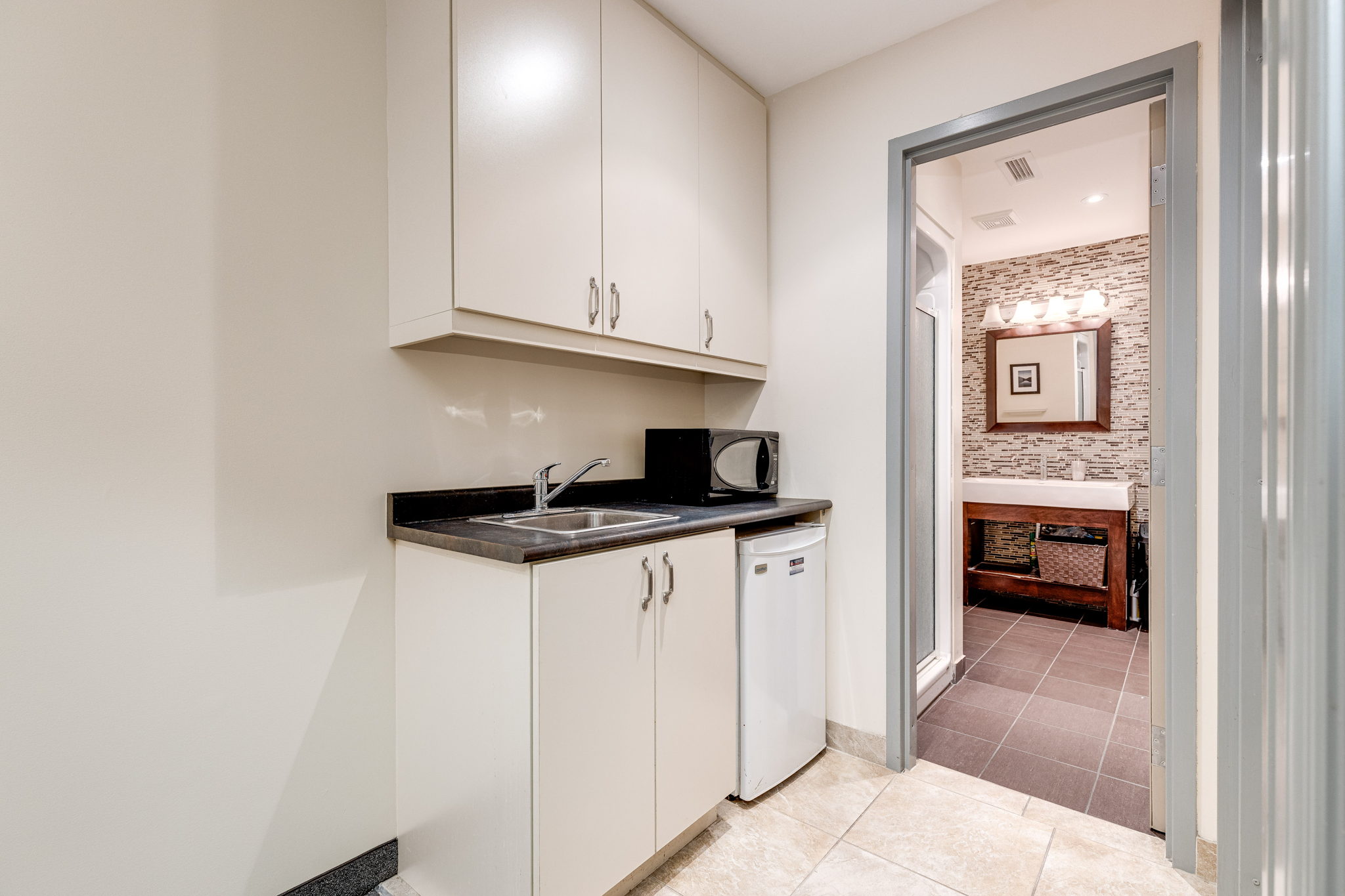 Toronto property showcase — delivered property photograph 18