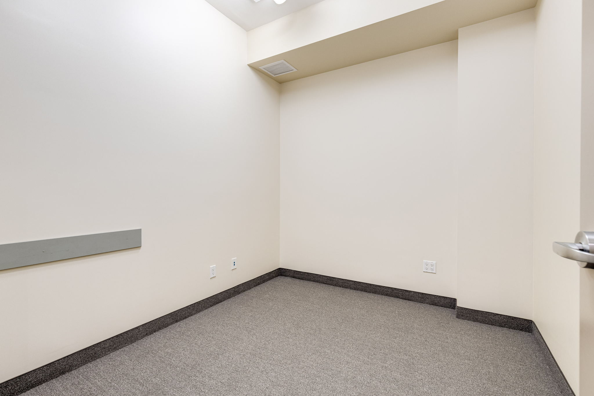 Toronto property showcase — delivered property photograph 21