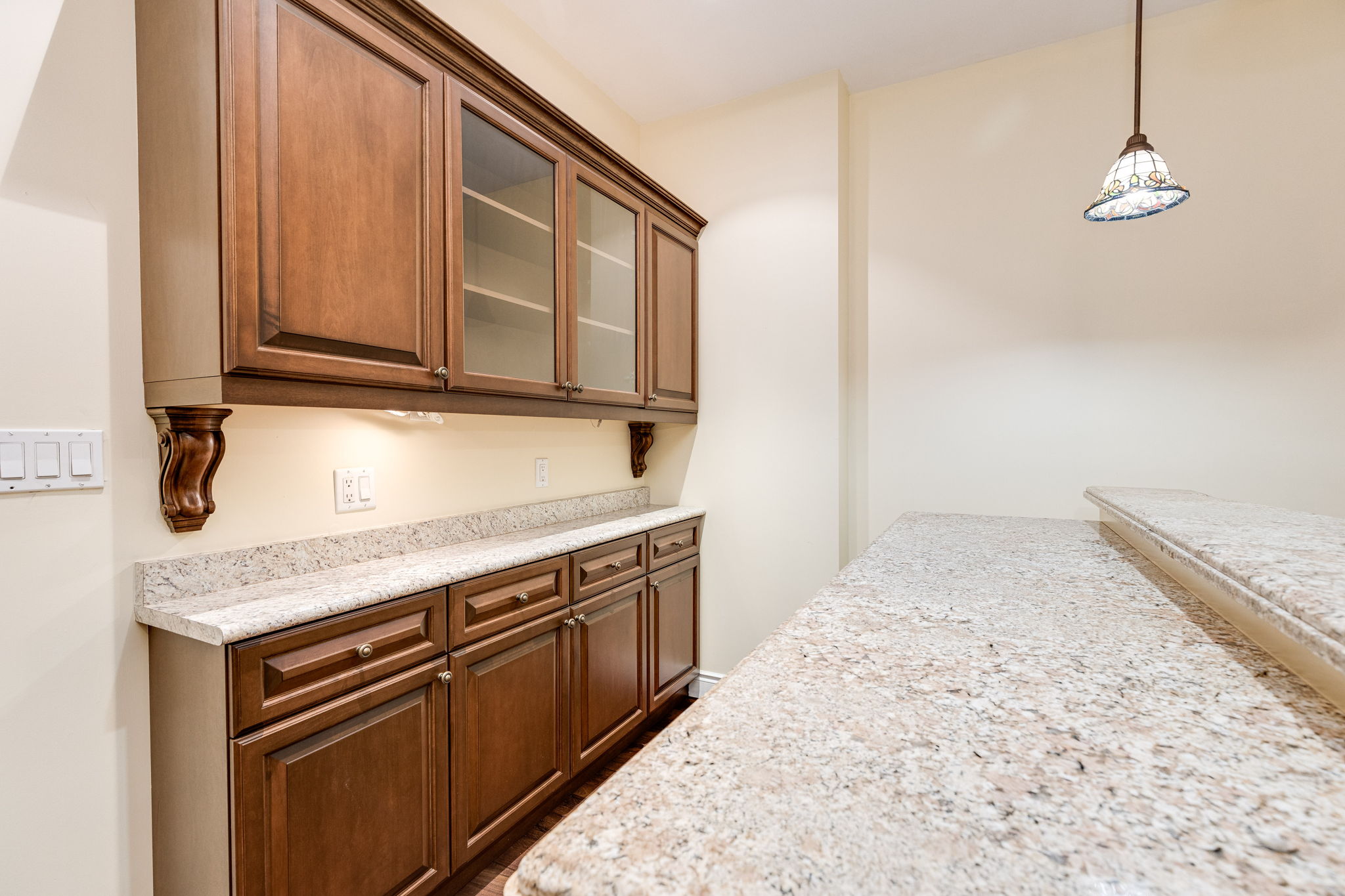 Toronto property showcase — delivered property photograph 36