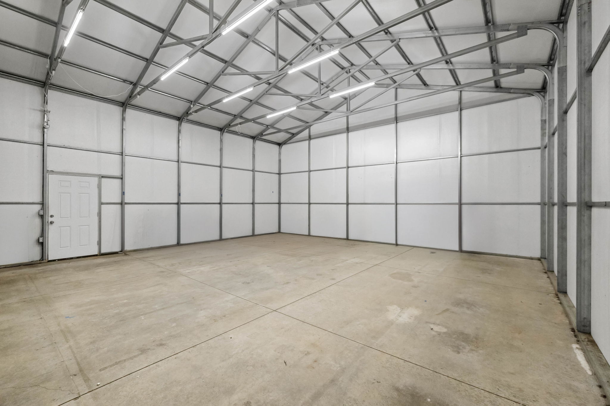 Detached Garage (1)