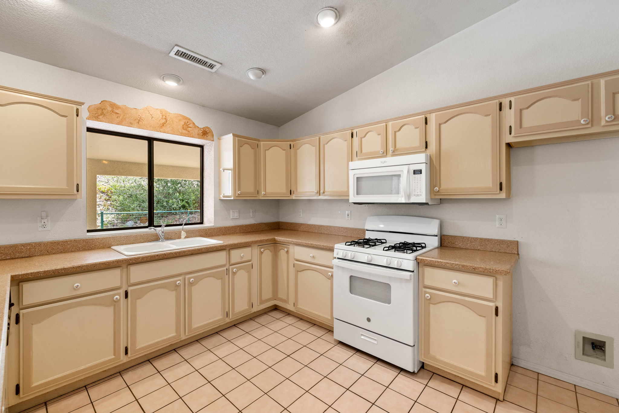 Kitchen (1)