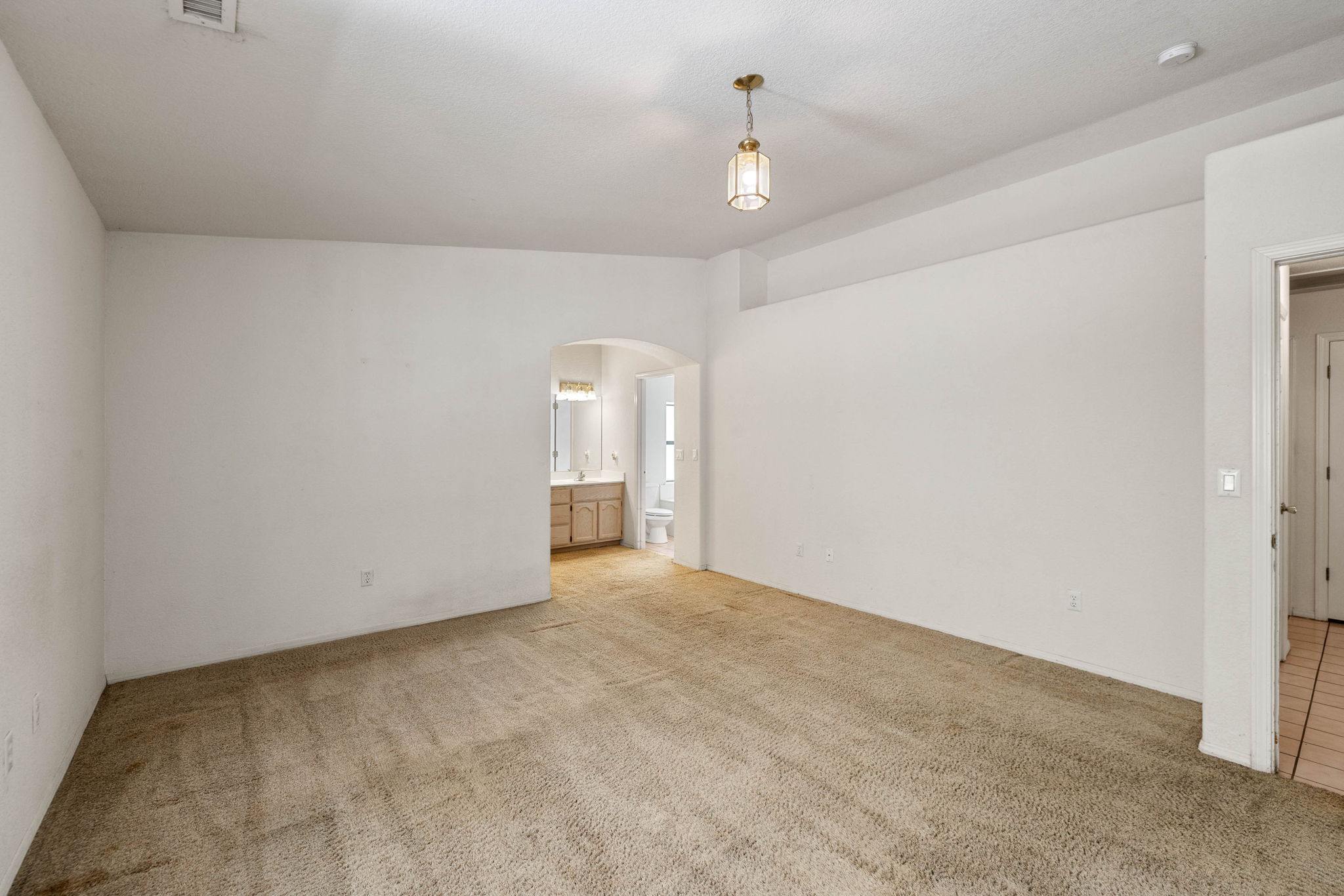 Primary Bedroom (1)