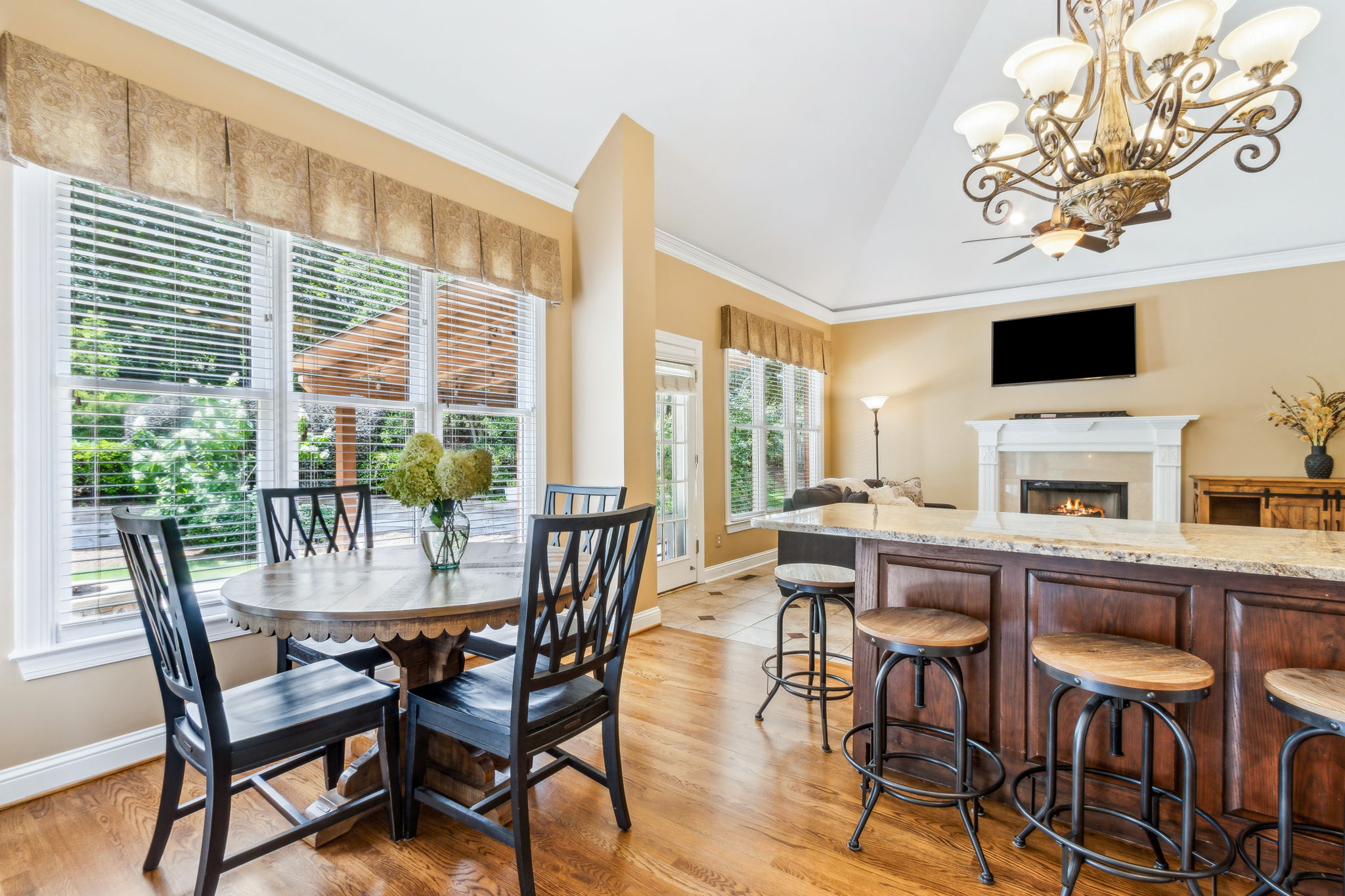 Breakfast Nook