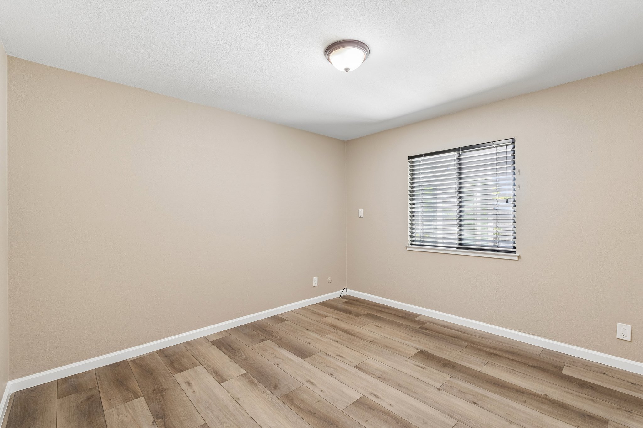 4785 Rex Ct-S0205-024.jpg