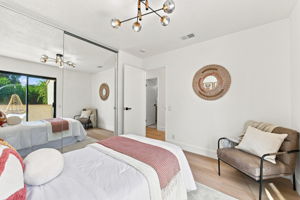 023_F8_4786 Lago Vista Cir