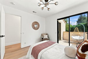 024_F8_4786 Lago Vista Cir