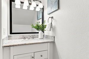 029_F8_4786 Lago Vista Cir