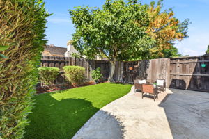 043_F8_4786 Lago Vista Cir