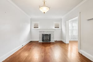 Loretta Ave-1806-010.jpg
