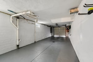 Loretta Ave-1806-066.jpg