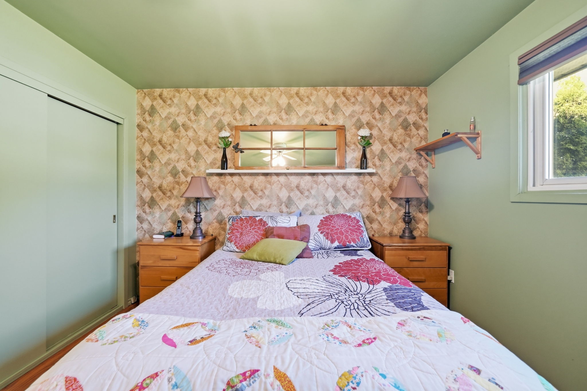  Photo 39