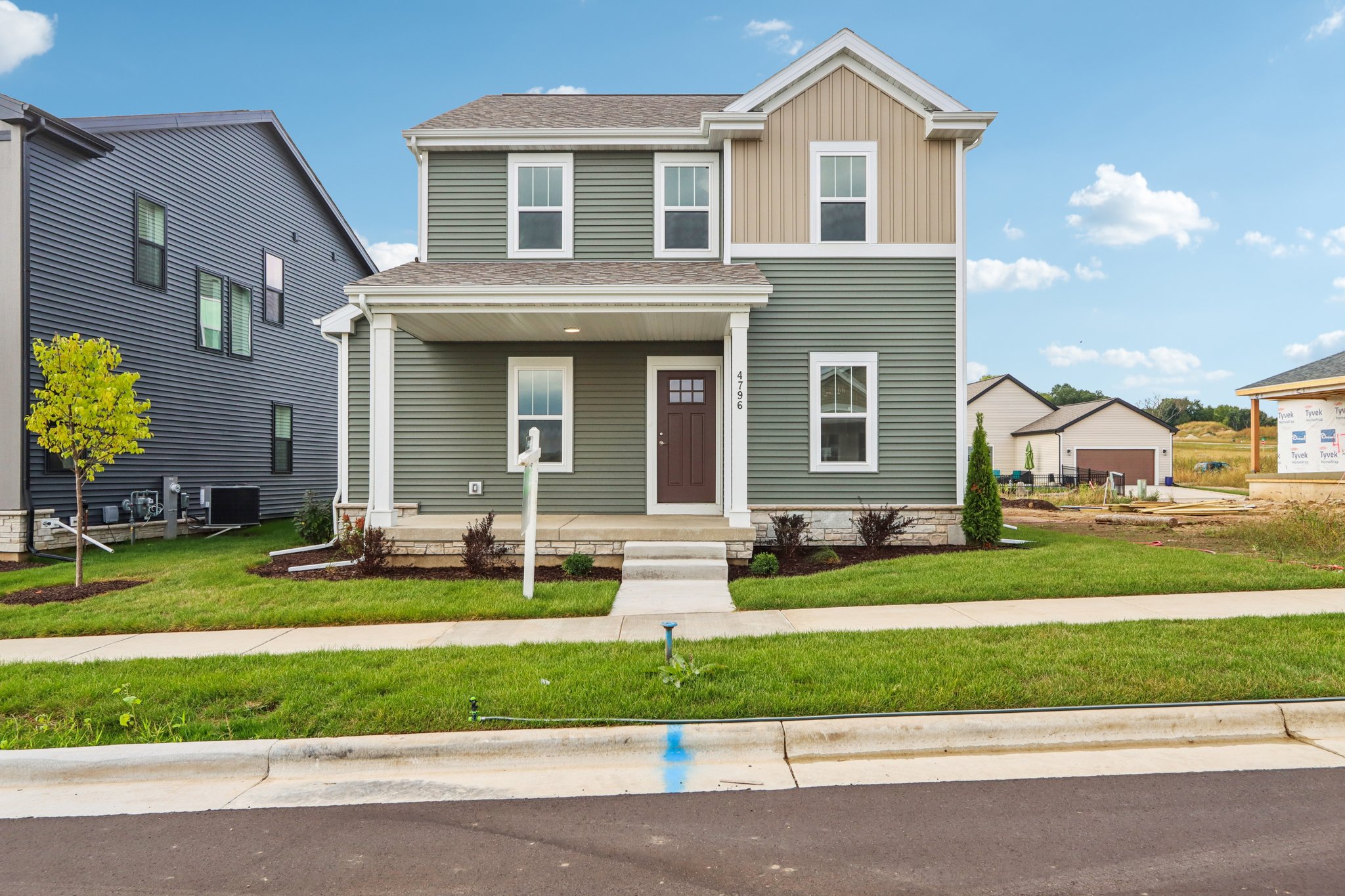 Lacy Rd-S2409-004.jpg