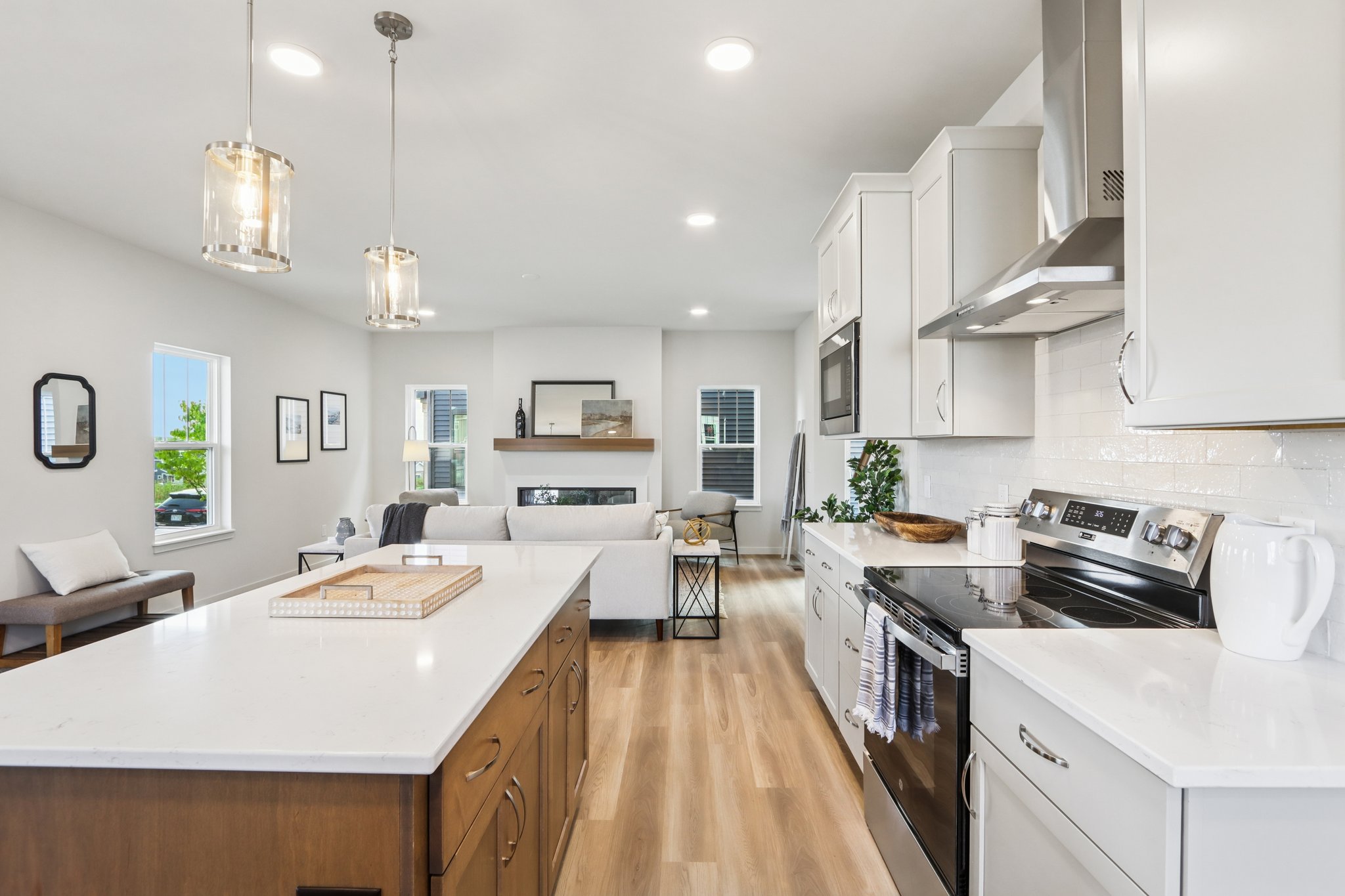 Lacy Rd-S2409-017.jpg