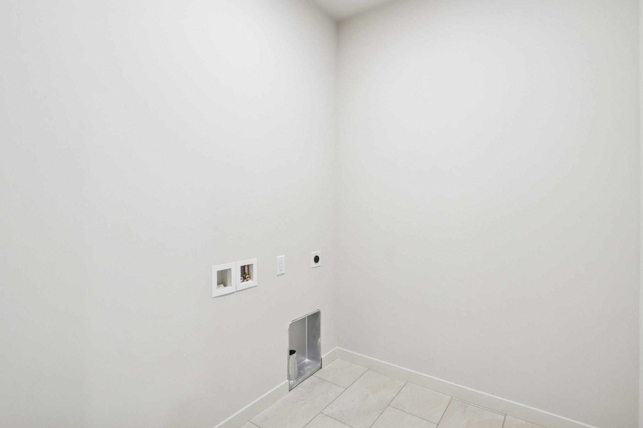 Lacy Rd-S2409-025.jpg