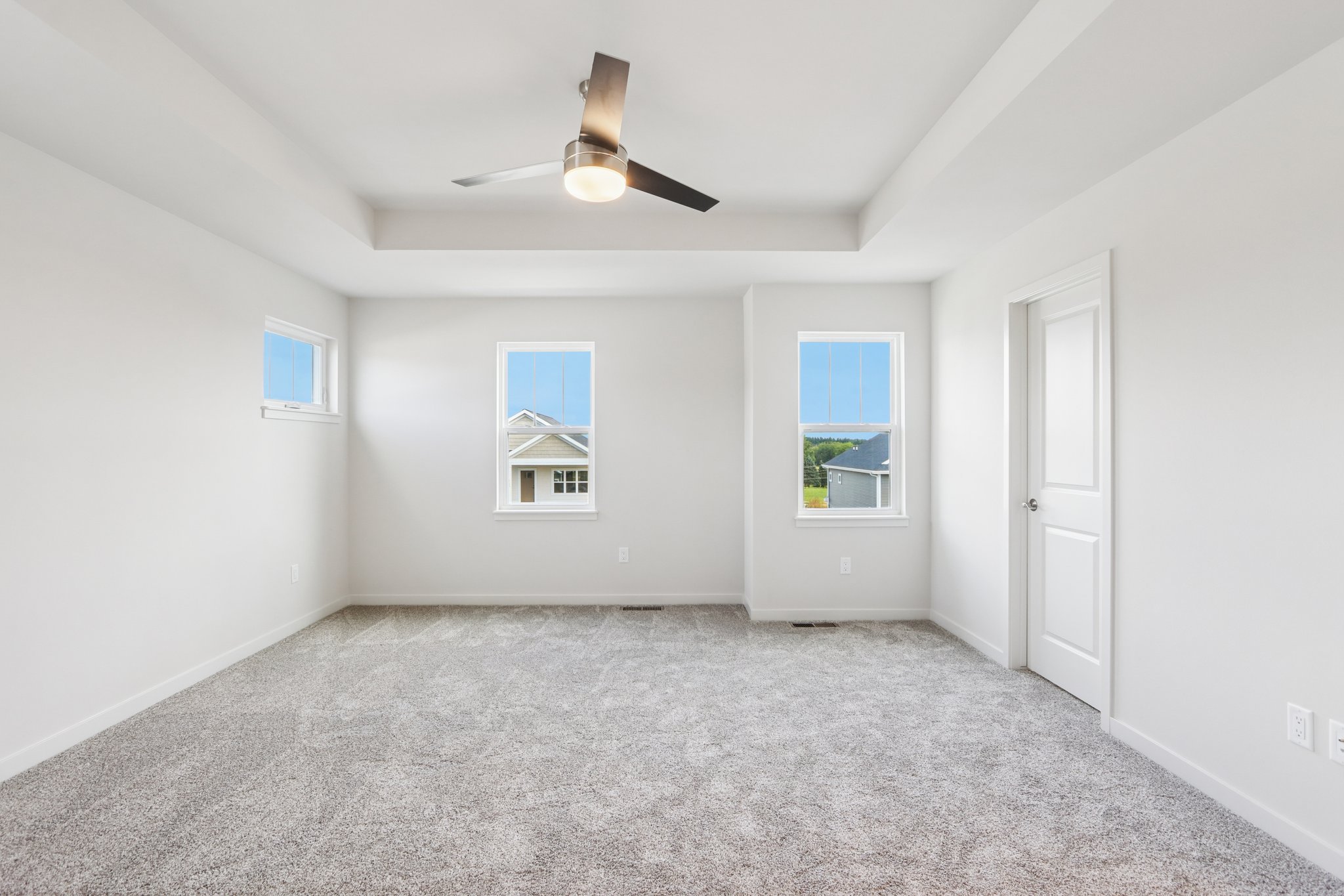 Lacy Rd-S2409-030.jpg