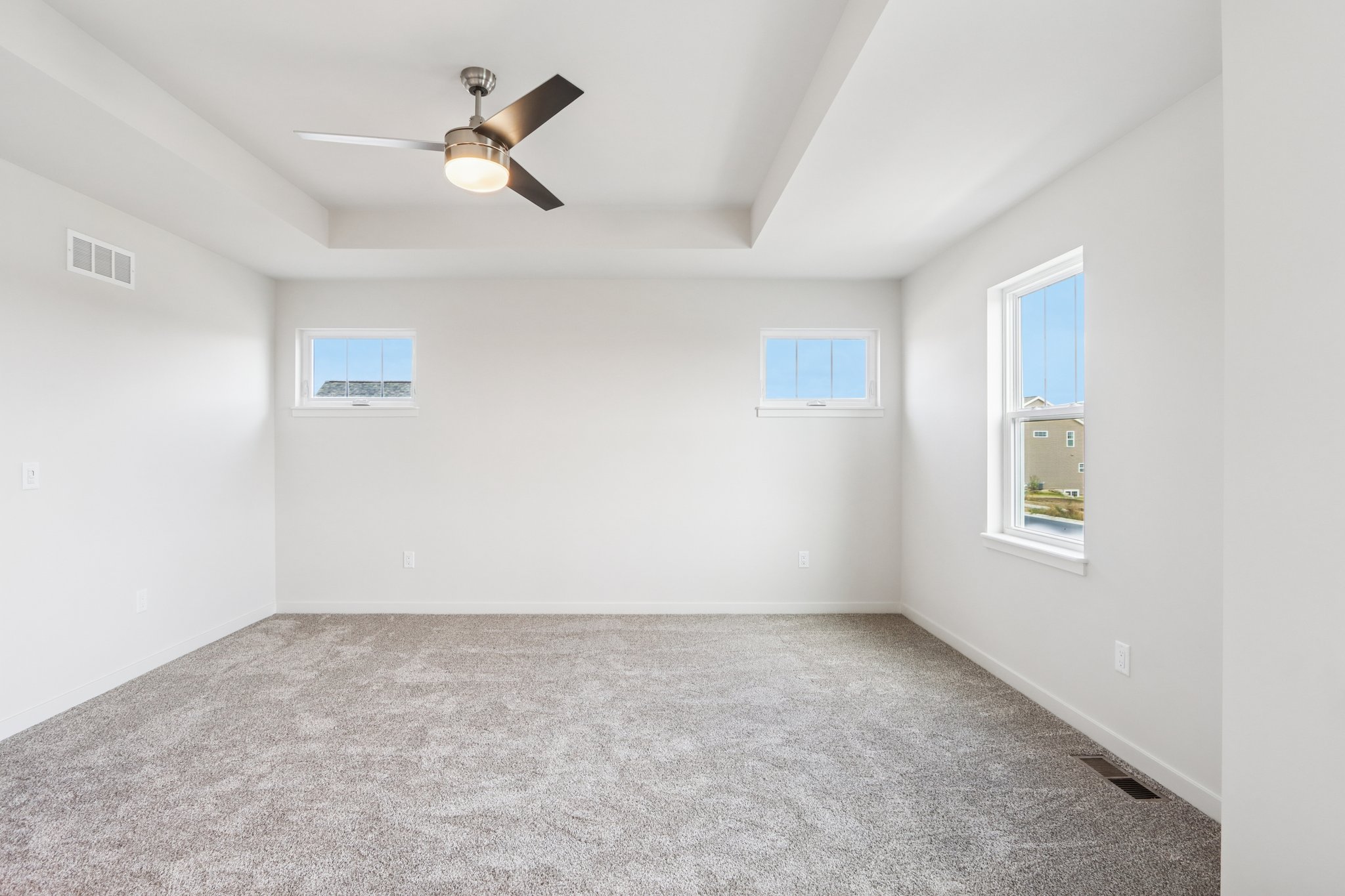 Lacy Rd-S2409-033.jpg