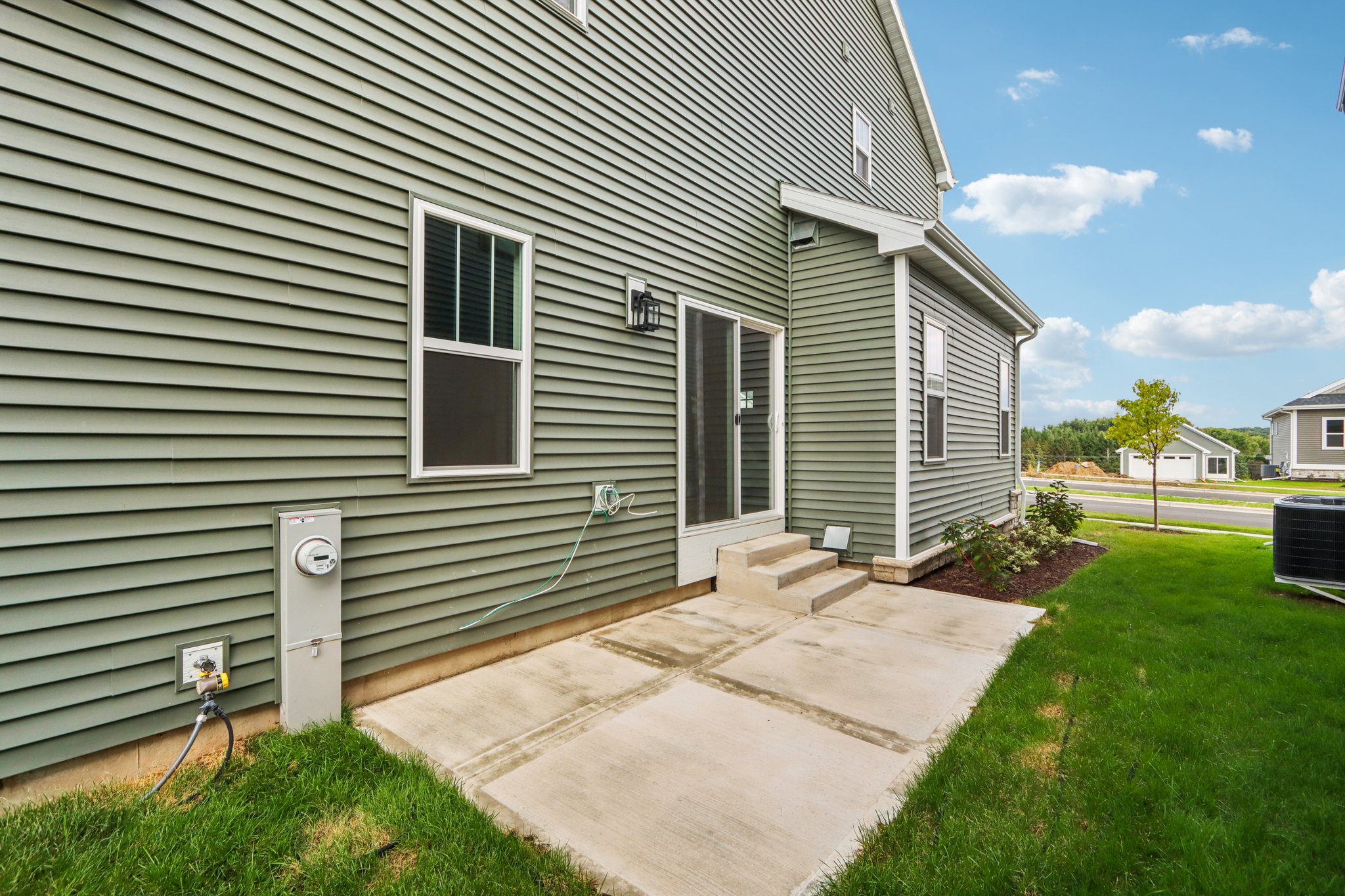 Lacy Rd-S2409-049.jpg