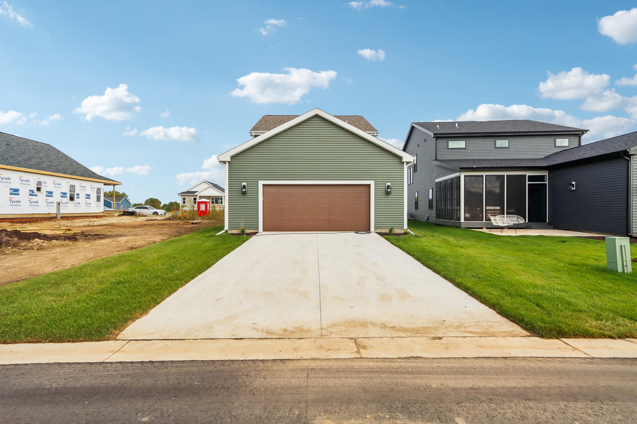 Lacy Rd-S2409-051.jpg