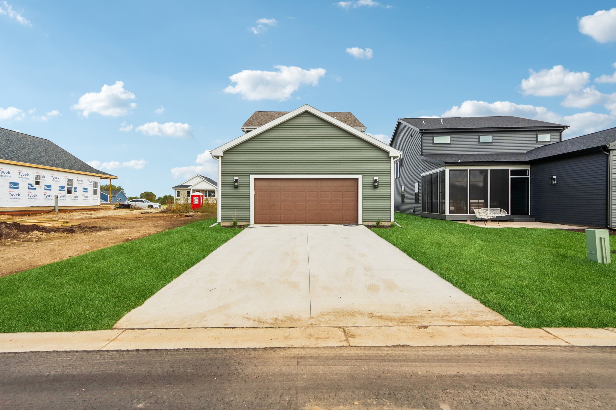 Lacy Rd-S2409-055.jpg