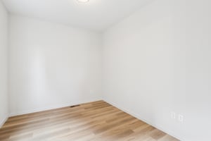Lacy Rd-S2409-028.jpg