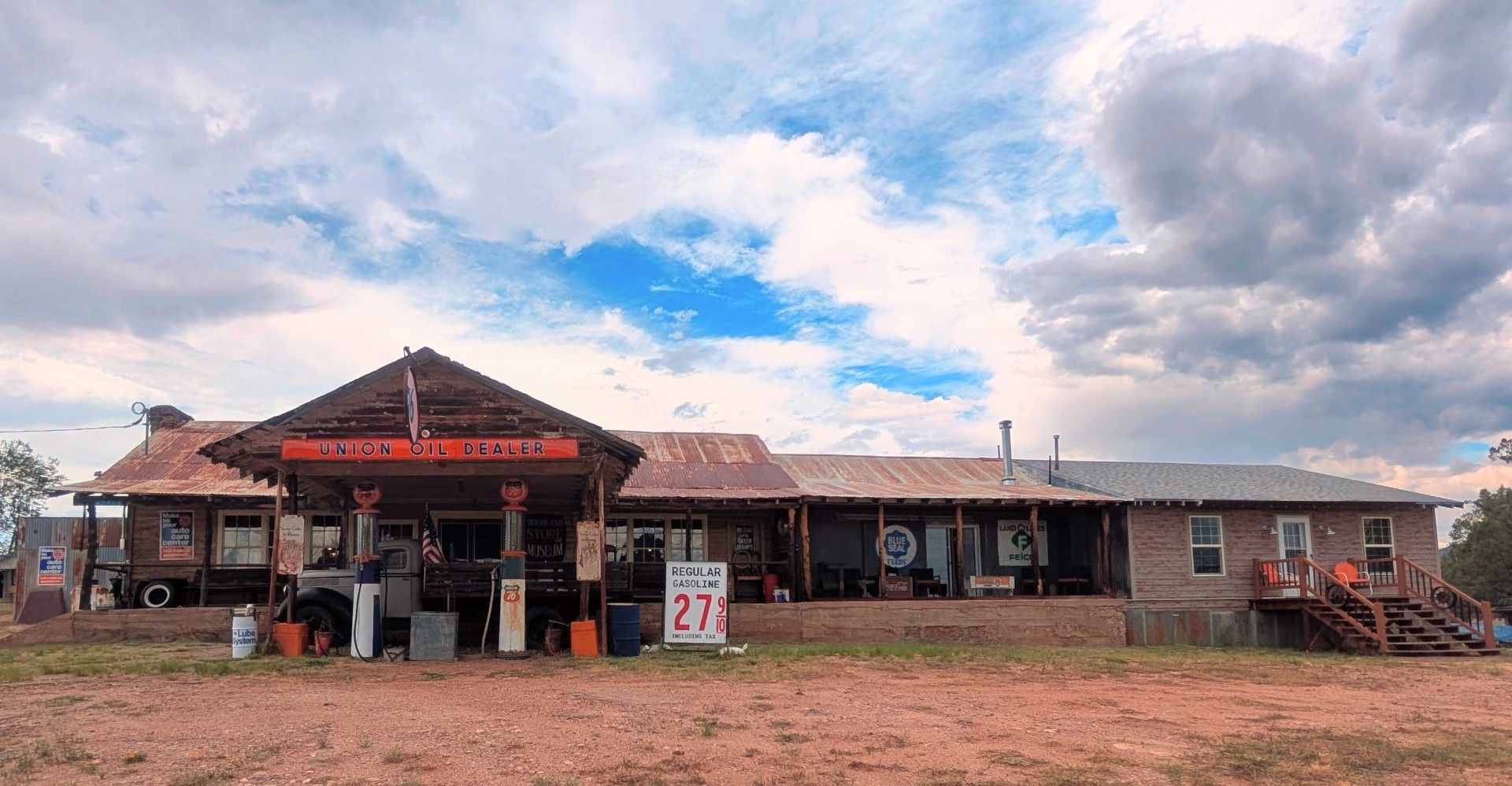 Hoghland General Store 2