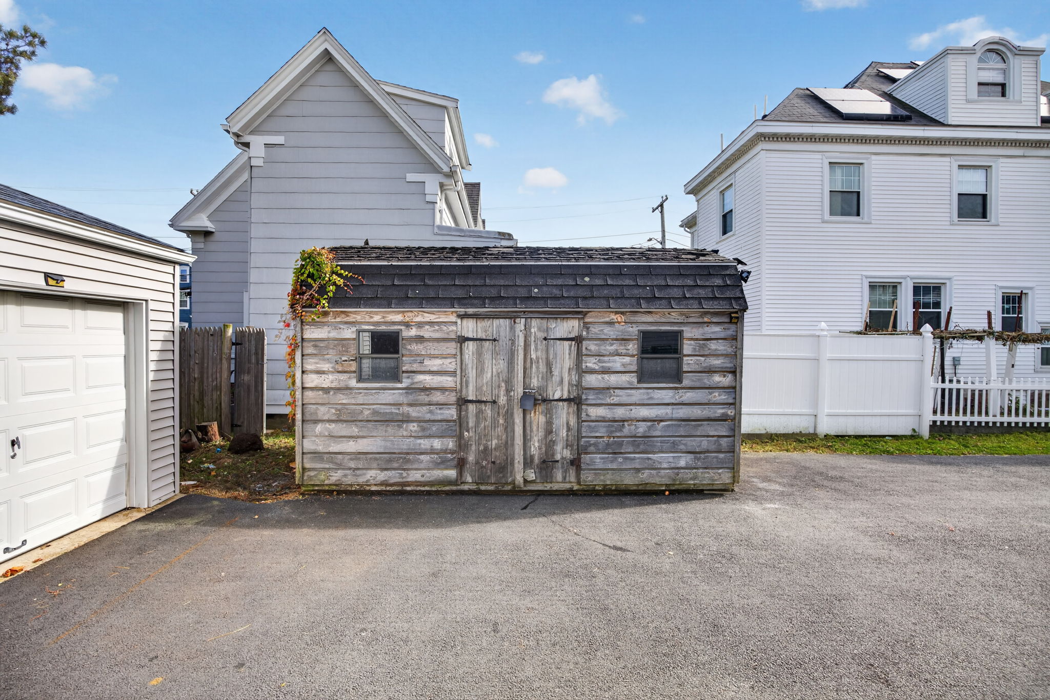 48 Breed St, Lynn, MA 01902, USA Photo 4