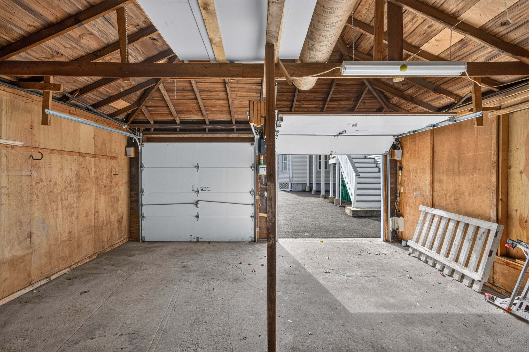 48 Breed St, Lynn, MA 01902, USA Photo 6
