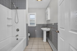 48 Breed St, Lynn, MA 01902, USA Photo 31