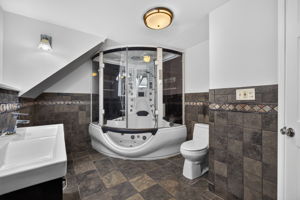 48 Breed St, Lynn, MA 01902, USA Photo 53