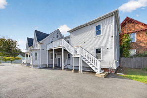 48 Breed St, Lynn, MA 01902, USA Photo 2