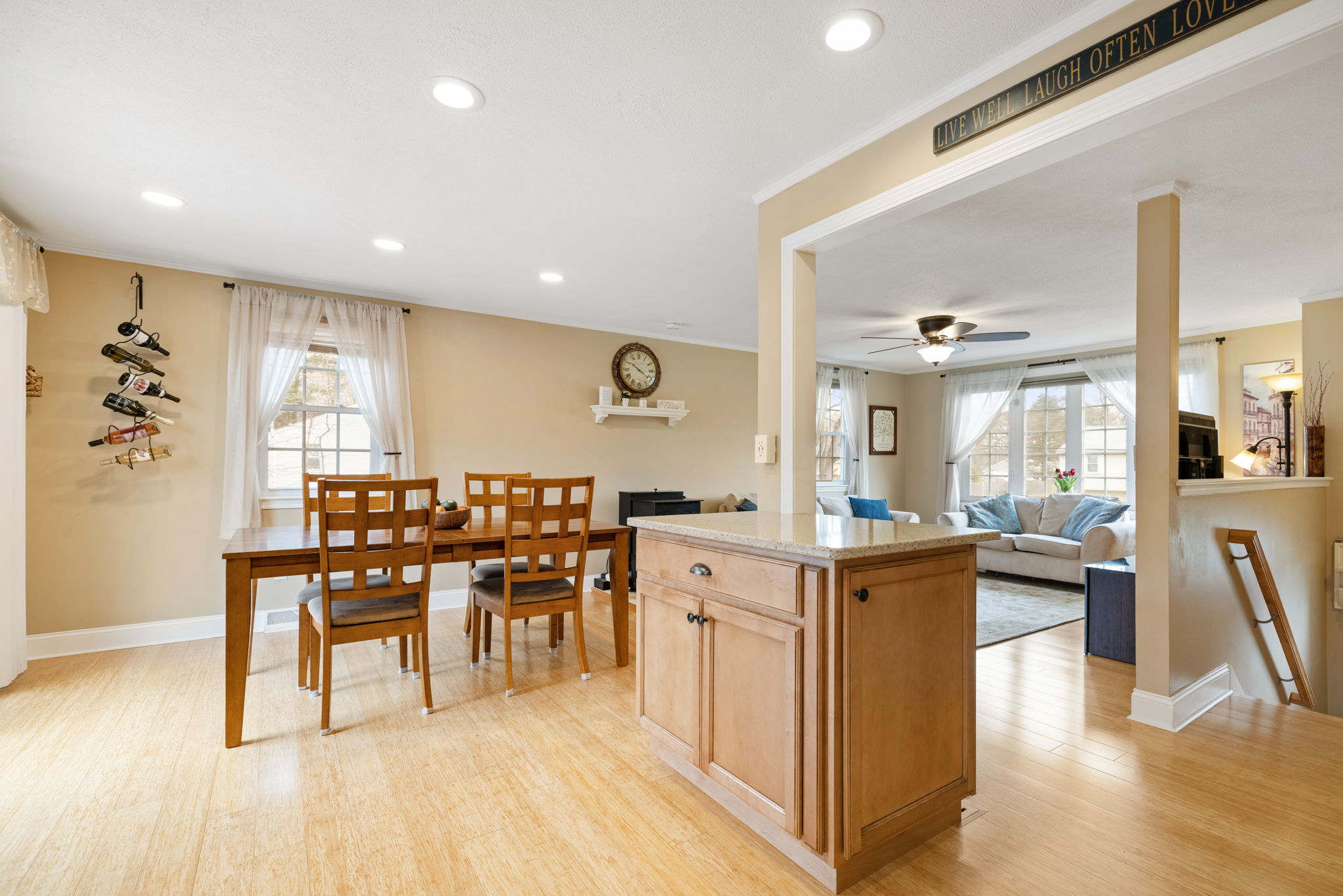 48 Casa Dr, Mansfield, MA 02048, USA Photo 5