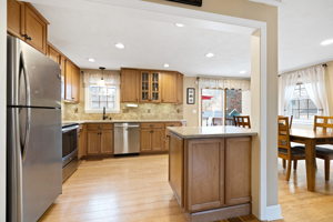 48 Casa Dr, Mansfield, MA 02048, USA Photo 33