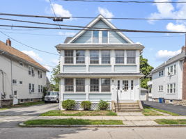 48 Cleveland St, Arlington, MA 37